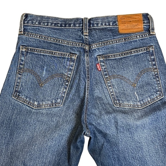 Levi Premium Wedgie Straight High Rise Button Fly. Blue Size 26 #789 - Picture 10 of 13